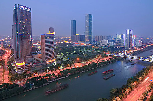 京杭大运河无锡段城市夜景