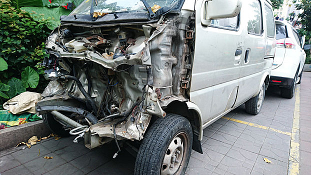 交通事故车