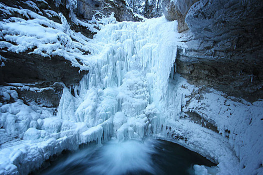 迅速,流水,冰瀑,积雪,石头,峡谷,班芙国家公园,加拿大