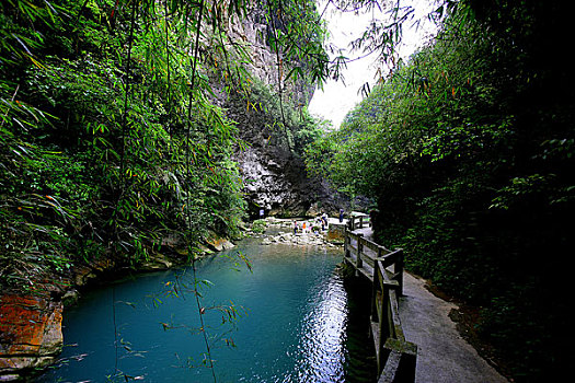 武隆龙水峡地缝