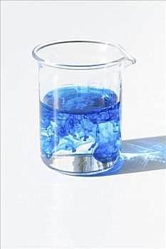 化学,实验室,量杯,烧杯,玻璃,蓝色,食用染料,溶液,溶解