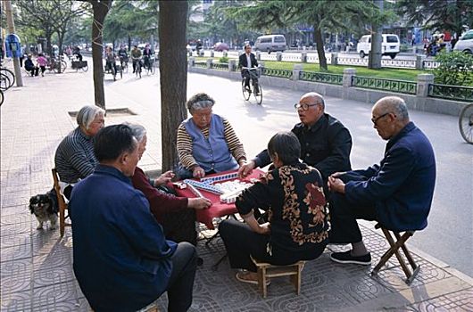 街景,老人,女人,玩,麻将,赌博,游戏,北京,中国