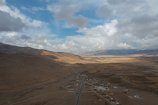 航拍青藏公路沿途风光