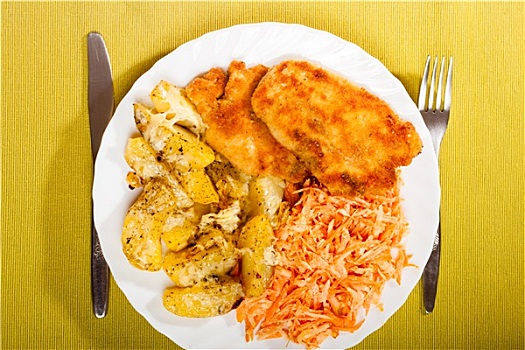 餐饭,食物,炸鸡,烤,土豆,胡萝卜沙拉