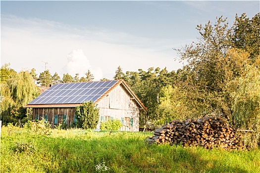 谷仓,太阳能电池板