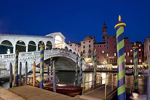 船,正面,里亚尔托桥,傍晚,大运河,威尼斯,威尼托,意大利,欧洲