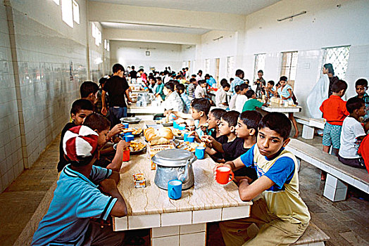 早餐,孩子,家,条理,男孩,旋转,责任,烹调,清洁,八月,2004年,名字,巴基斯坦,工作,悲伤,区域