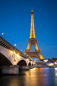 黎明,仰视,埃菲尔铁塔,塞纳河,巴黎,法国