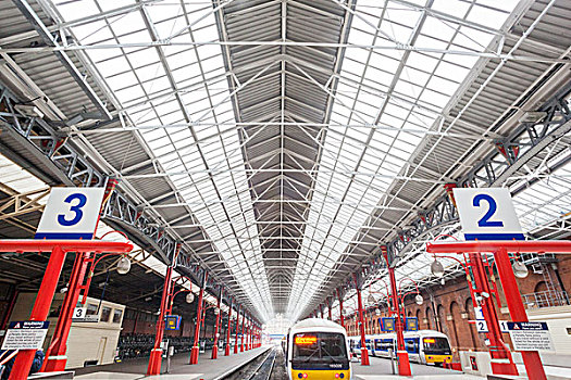 英格兰,伦敦,车站,月台