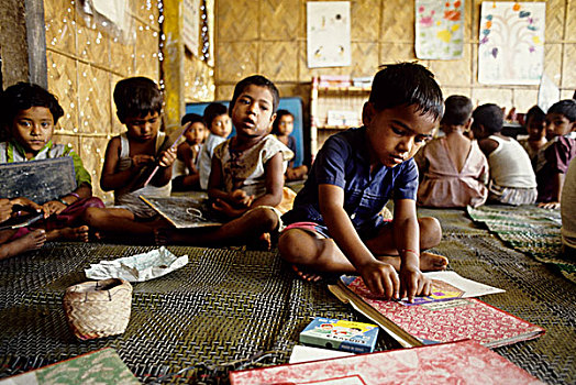 孩子,社交,小学,孟加拉,教育,挤出,成长,进入,只有,6岁,百分比