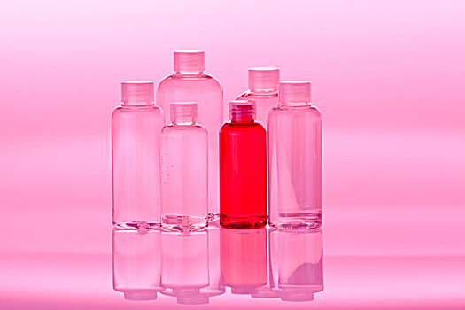 瓶子,粉色背景,反射