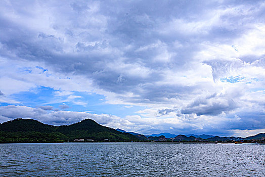 东钱湖,湖畔,空蒙,山水