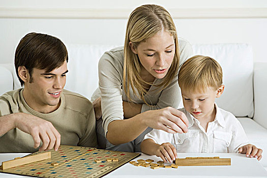 家庭,玩,棋类游戏,一起