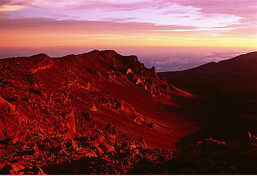 哈雷阿卡拉火山口,日落,哈莱亚卡拉国家公园,毛伊岛,夏威夷,美国