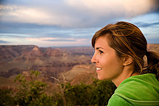 头像,女性,游客,向外看,上方,大峡谷,亚利桑那,美国