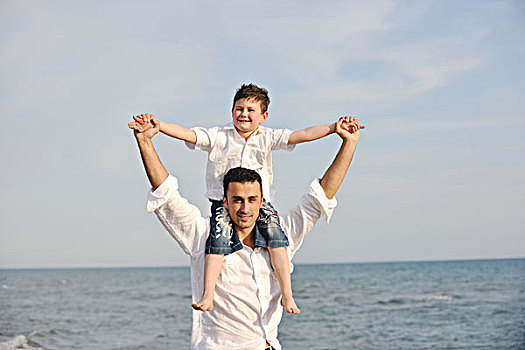 高兴,孩子,父子,开心,享受,时间,海滩,日落,健康,家庭,支持,概念