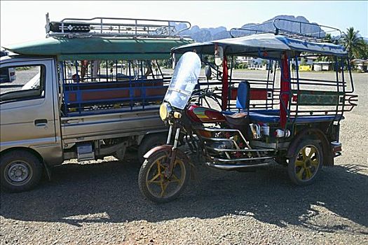黄包车,卡车,停放,路边,万荣,老挝
