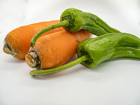 胡萝卜与虎皮椒