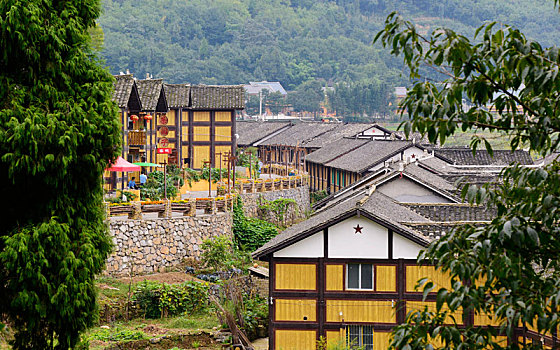 贵州农村危房改造,安居梦,农民住房