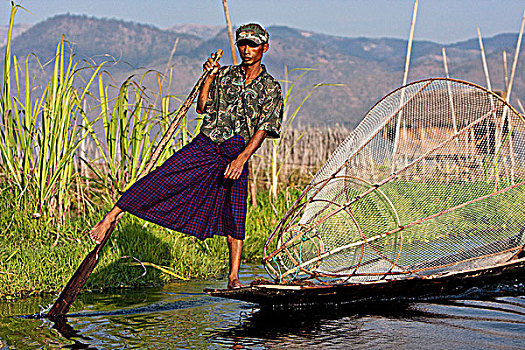 缅甸,茵莱湖,捕鱼者,传统,锥形,渔网,划船,船,家