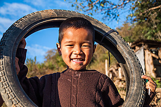 微笑,男孩,人,山,部落,少数民族,摩托车,轮胎,歌曲,省,北方,泰国,亚洲