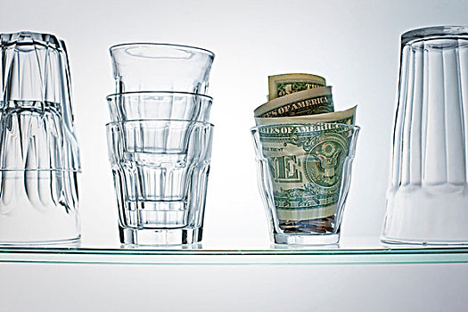 美元,玻璃杯,架子