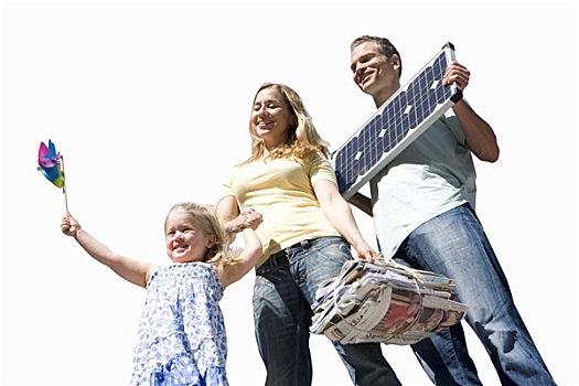 家庭,三个,女孩,纸风车,父亲,太阳能电池板,母亲,一些,报纸,抠像