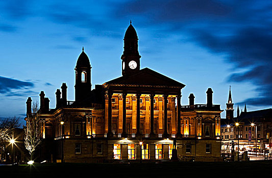 佩斯利螺旋花纹,市政厅,19世纪,建筑,古典风格,塔,尖顶,轮廓,夜空