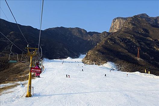中国,北京,滑雪胜地,滑雪缆车,滑雪者,向上,斜坡
