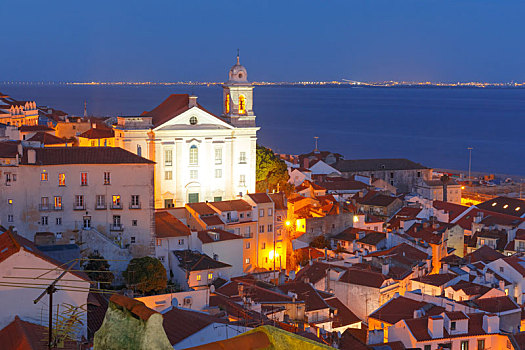 阿尔法马区,夜晚,里斯本,葡萄牙
