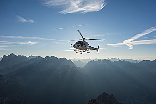 直升飞机,景色,飞行,日出,白云岩,意大利