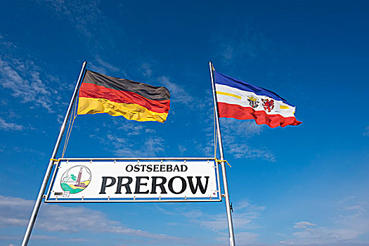 德国国旗,梅克伦堡前波莫瑞州,国家,旗帜,码头,波罗的海,达斯,费施兰德-达斯-茨因斯特,德国,欧洲