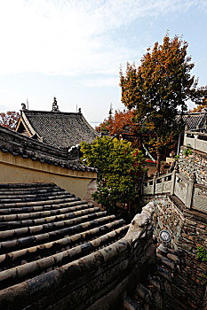 四川西昌邛海,青龙寺,佛教寺庙