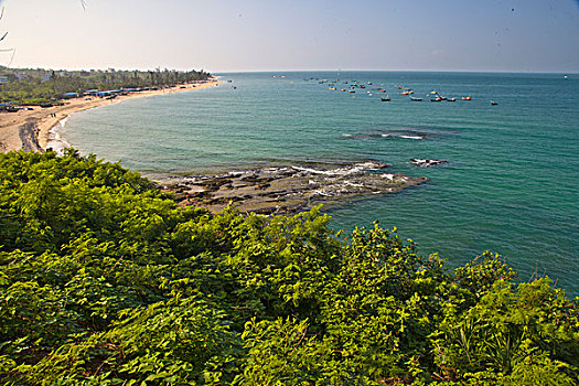 涠洲岛,北海,南海,海水,平静,热带风光,清澈,碧海,蓝天,白云,沙滩,奇观,景点,壮观,海岛