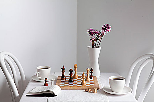 花,下棋,咖啡
