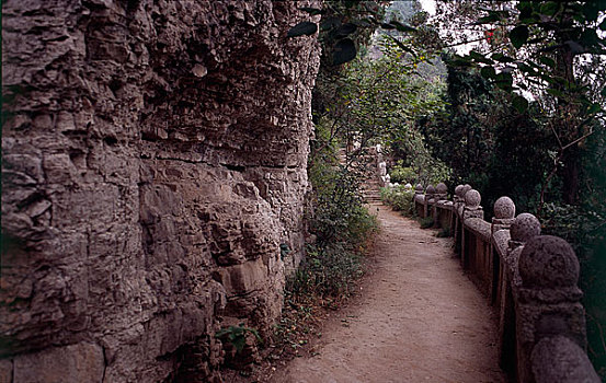 山东泰安腊山国家森林公园