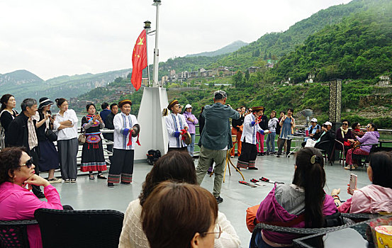 重庆酉阳,乌江画廊精品线路旅游开始升温