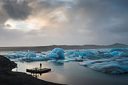 游客,摄影,蓝色,冰山,杰古沙龙湖,冰河,泻湖,东南部,冰岛