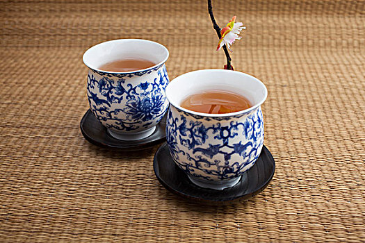 http://www.qunran.cn/html/02a4899949.html