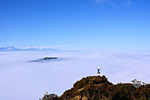 四川雅安牛背山