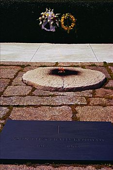 俯拍,花束,严肃,阿灵顿国家公墓,阿灵顿,弗吉尼亚,美国