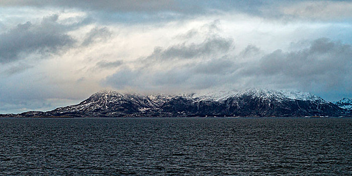 海洋,山,背景,阴天,挪威