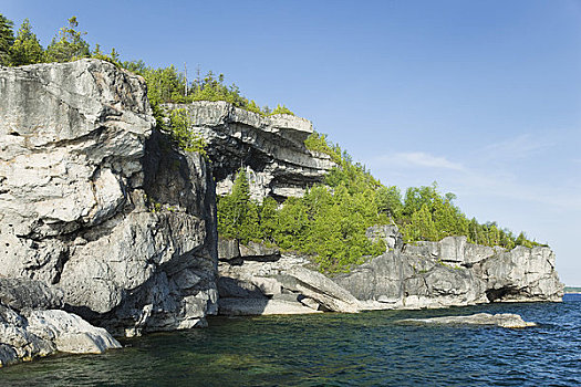 石灰石,悬崖,布鲁斯半岛国家公园,乔治亚湾,安大略省,加拿大