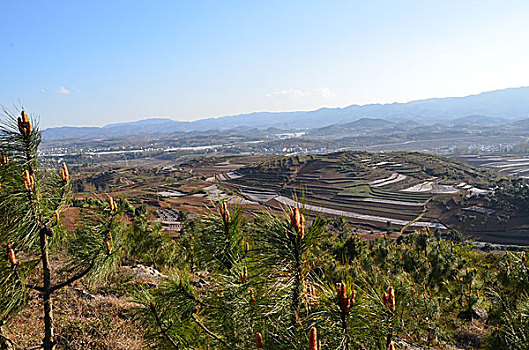 威宁,风光,田园,公路,山脉,天空,高海拔,云贵高原,民居,美景,春季