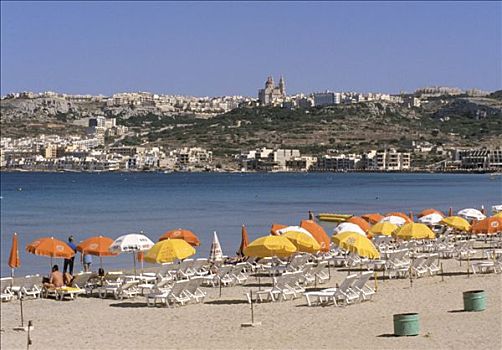 马耳他,湾,海滩,折叠躺椅,伞,城市,背影