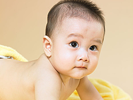 嬰兒