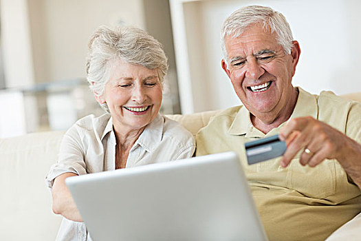 老年,夫妻,笔记本电脑,一起,店,上网