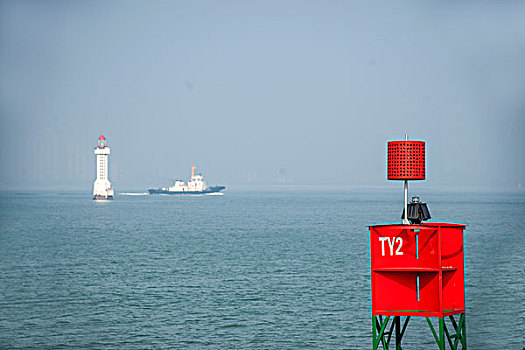 福建厦门市厦门轮渡码头海面