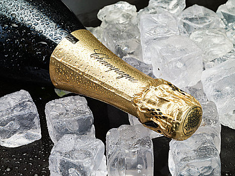 香槟,冰