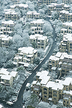 住宅区俯拍雪景